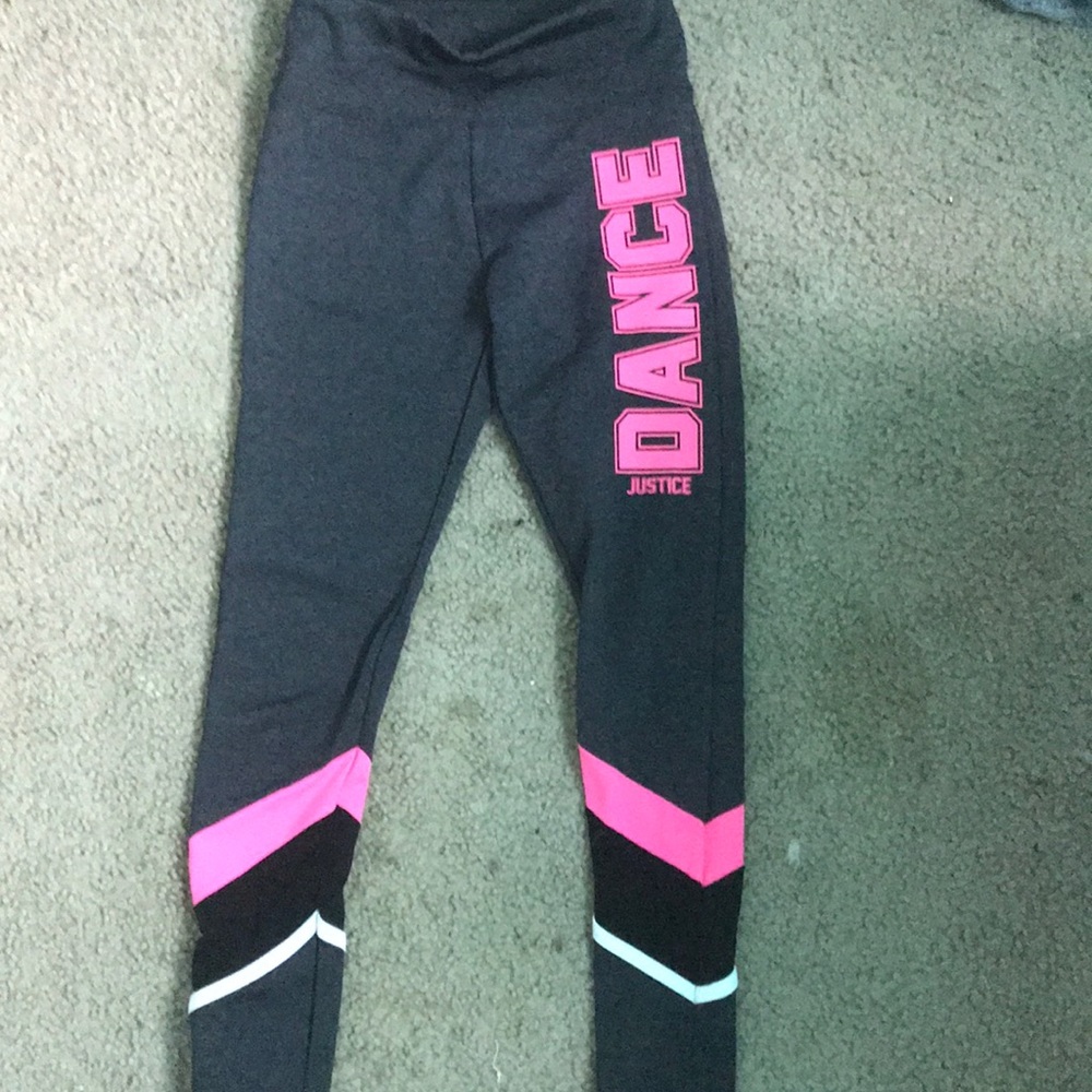 “Dance” leggings.